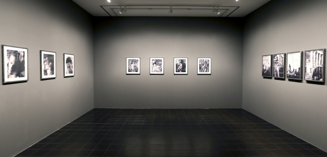 Installation view of 'Feuerbach's Muses - Lagerfeld's Models' at Hamburger Kunsthalle
