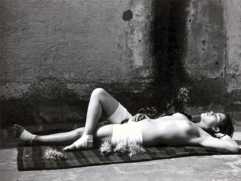 Manuel Álvarez Bravo. 'The Good Reputation Sleeping (La buena fama durmiendo / La Bonne Renommée endormie)' 1938