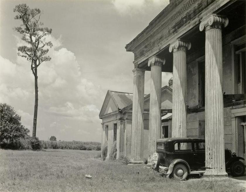 Edward Weston. 'Woodlawn Plantation House, Louisiana' 1941