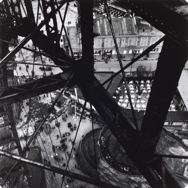 Edith Tudor-Hart. 'Prater Ferris Wheel, Vienna' 1931