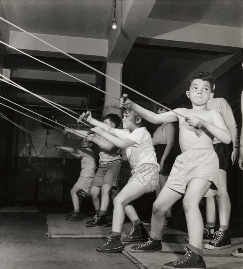 Roman Vishniac. '[Boys exercising in the gymnasium of the Jewish Community House of Bensonhurst, Brooklyn]' 1949