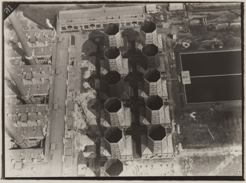 Robert Petschow. 'Lines of Modern Industry: Cooling Tower' (Linien der modernen Industrie: Kühlturmanlage) 1920-29