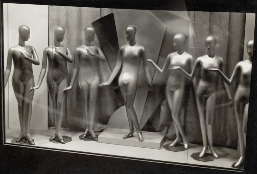 Germaine Krull. 'Étalage: les mannequins [Display: mannequins]' 1928