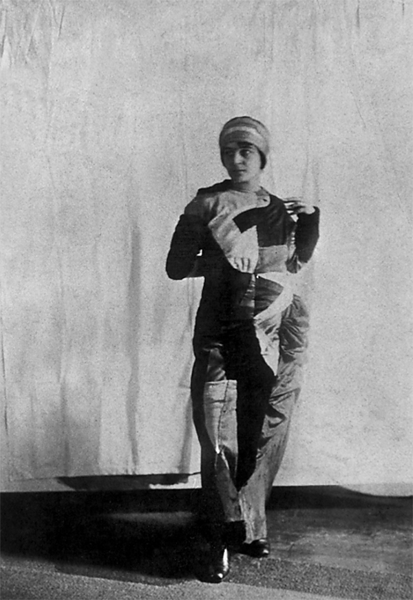 Sonia Delaunay in Simultaneous dress c. 1913