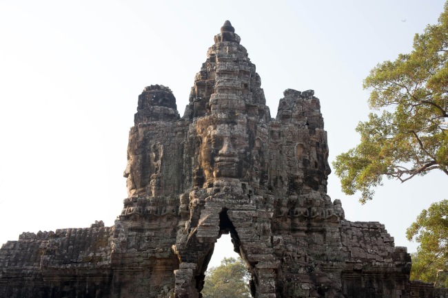 John Gollings. 'North face, south gate, Angkor Thom, Cambodia' 2007