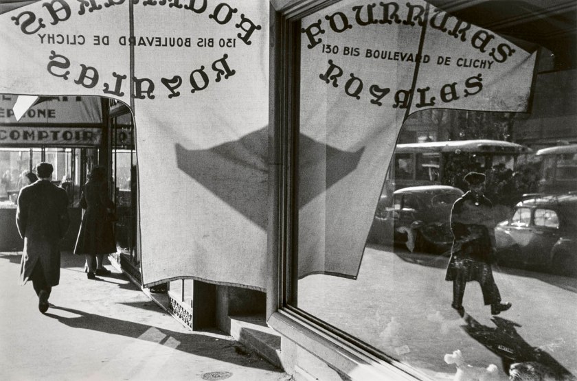 Louis Stettner (American, 1922-2016) 'Boulevard de Clichy, Paris' [Boulevard de Clichy, París] 1951
