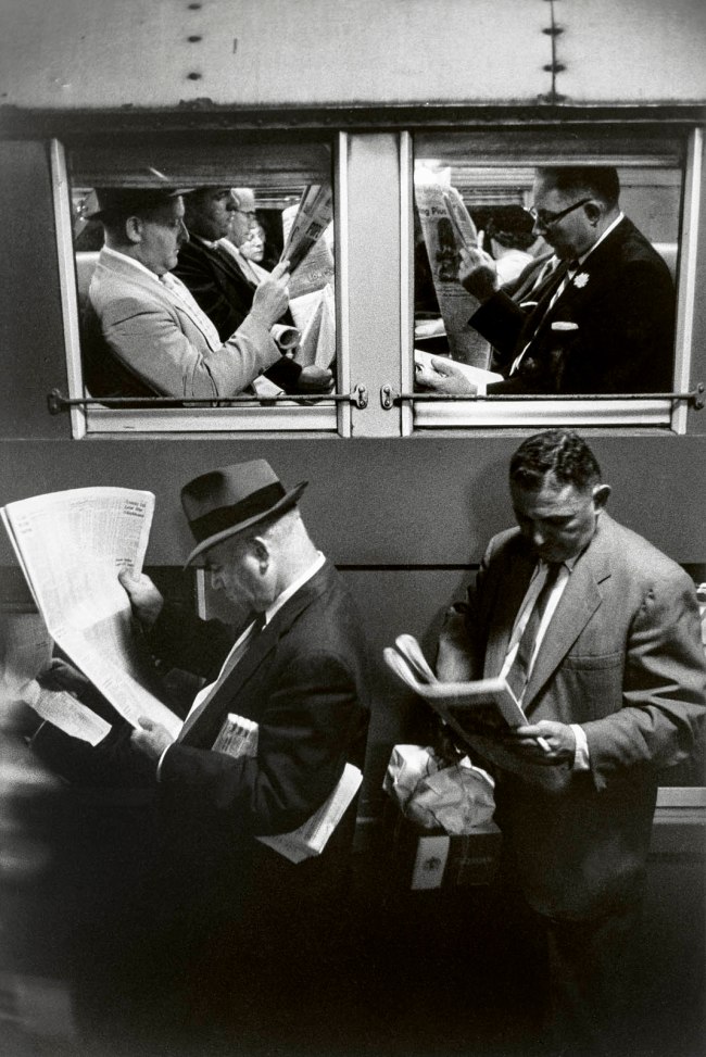 Louis Stettner (American, 1922-2016) 'Commuters, Evening Train, Penn Station, New York' [Volviendo del trabajo en el tren de la tarde, Penn Station, Nueva York] 1958